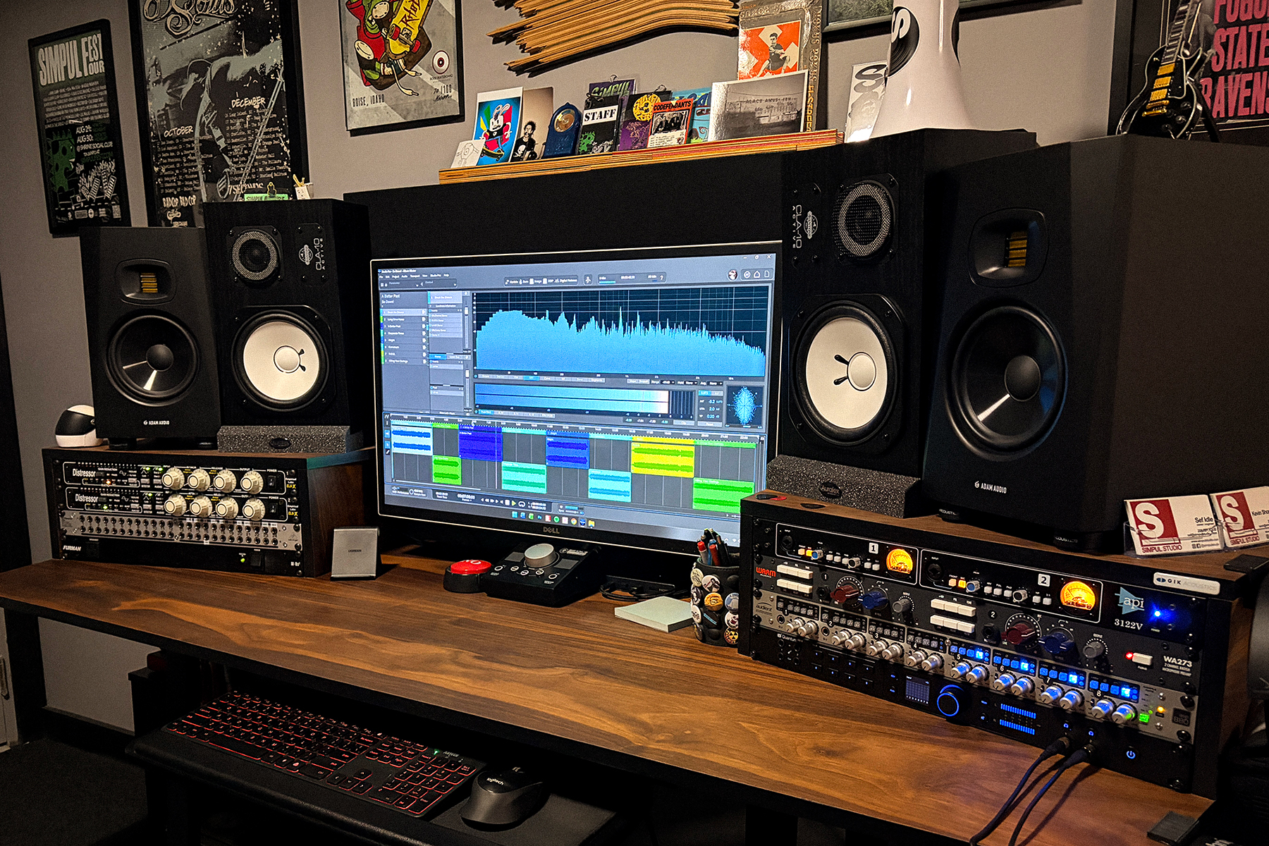 Simpul Studio mixing desk